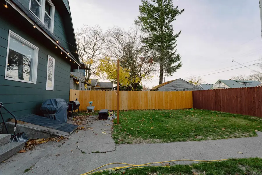 2012 W Augusta Ave, Spokane, WA 99205 - Image #3