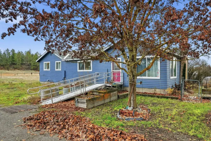 14808 W Four Mound Rd, Nine Mile Falls, WA 99026 - Image #3