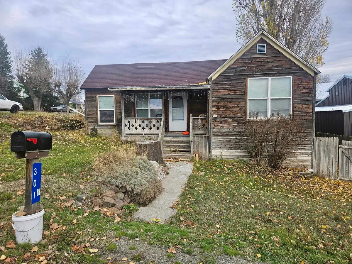 301 7th St, Davenport, WA 99122 - Image #1