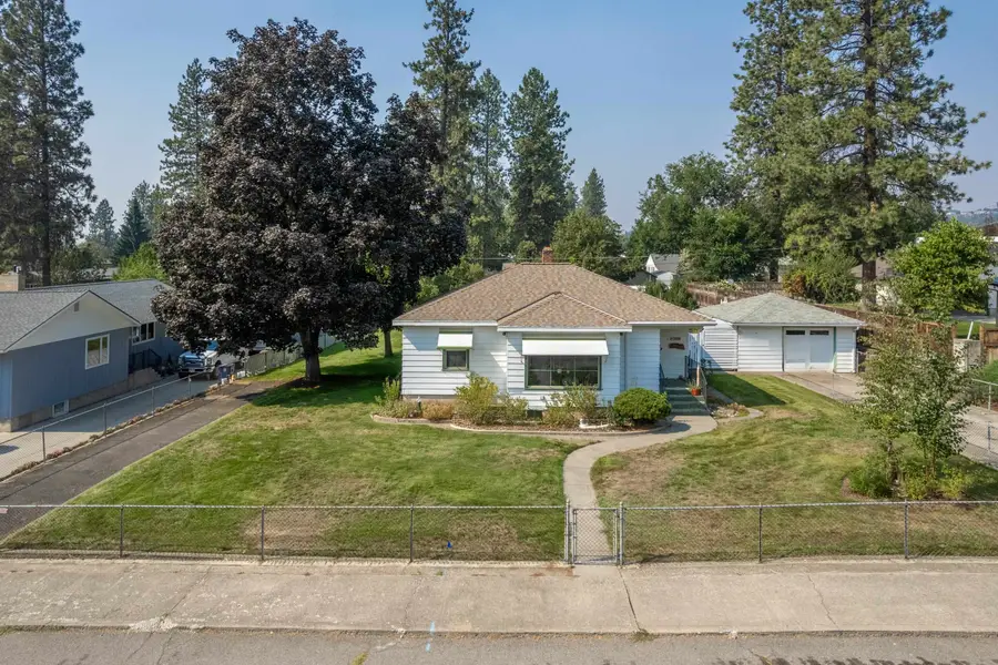 3006 W Monticello Pl, Spokane, WA 99205 - Image #2