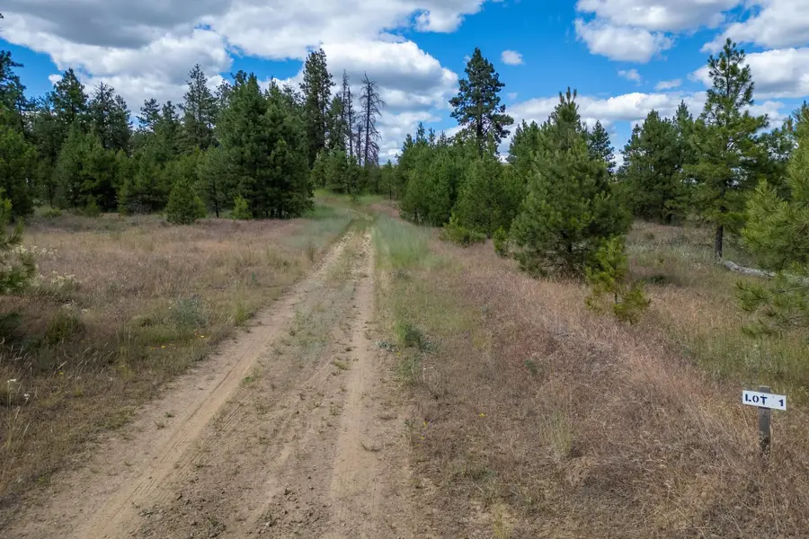 35470 N Prairie Ln, Creston, WA 99117 - Image #3