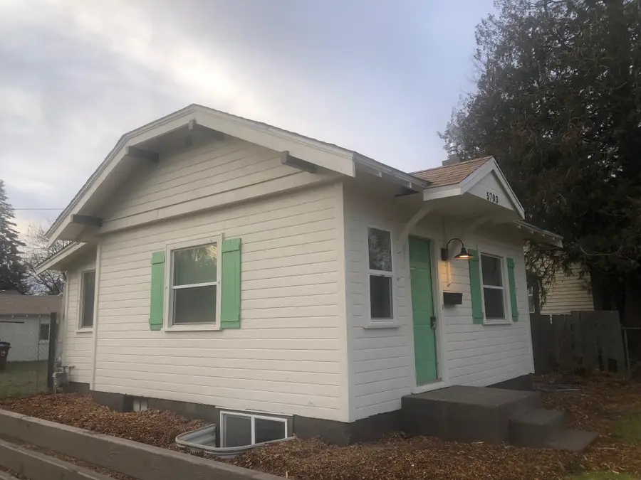 5703 N Wall St, Spokane, WA 99205 - Image #3
