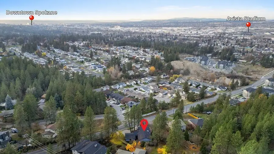 1611 S Carnahan Rd, Spokane, WA 99212 - Image #3