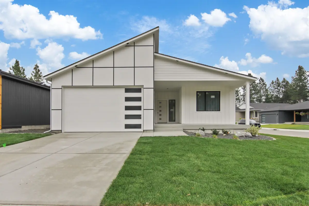 3339 S Morrill Ln, Spokane, WA 99223 - Image #1