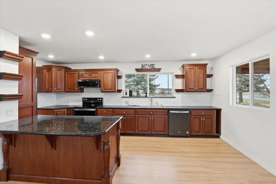 50 Sinclair St, Davenport, WA 99122 - Image #3