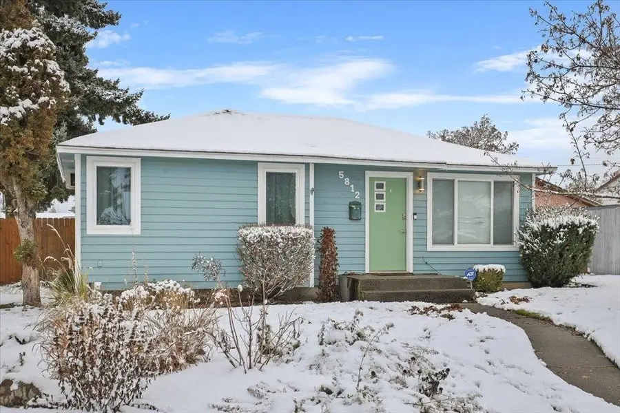 5812 N Elm St, Spokane, WA 99205 - Image #2