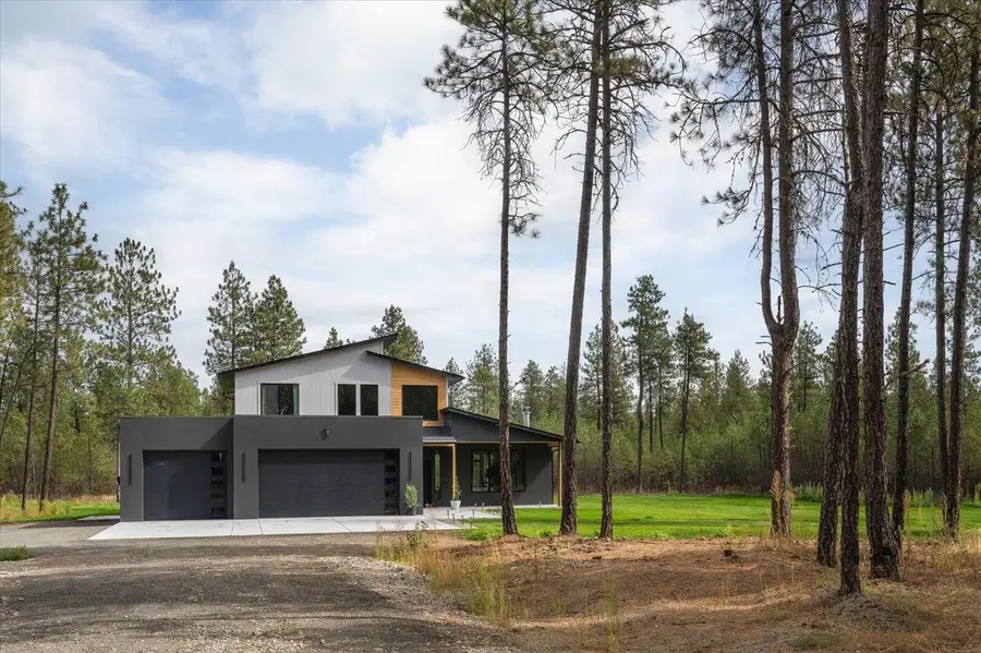 16771 S Sherman Rd, Cheney, WA 99004 - Image #2