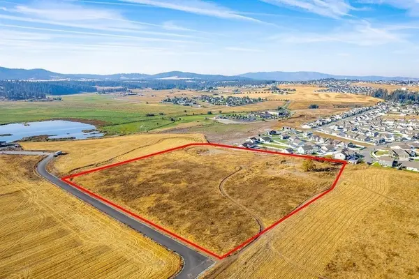 14XX S Henry Rd, Greenacres, WA 99016