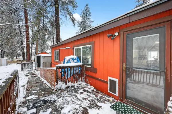 16220 S Sherman Rd, Cheney, WA 99004