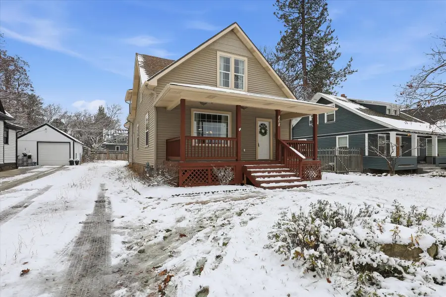 808 E 31st Ave, Spokane, WA 99203 - Image #2