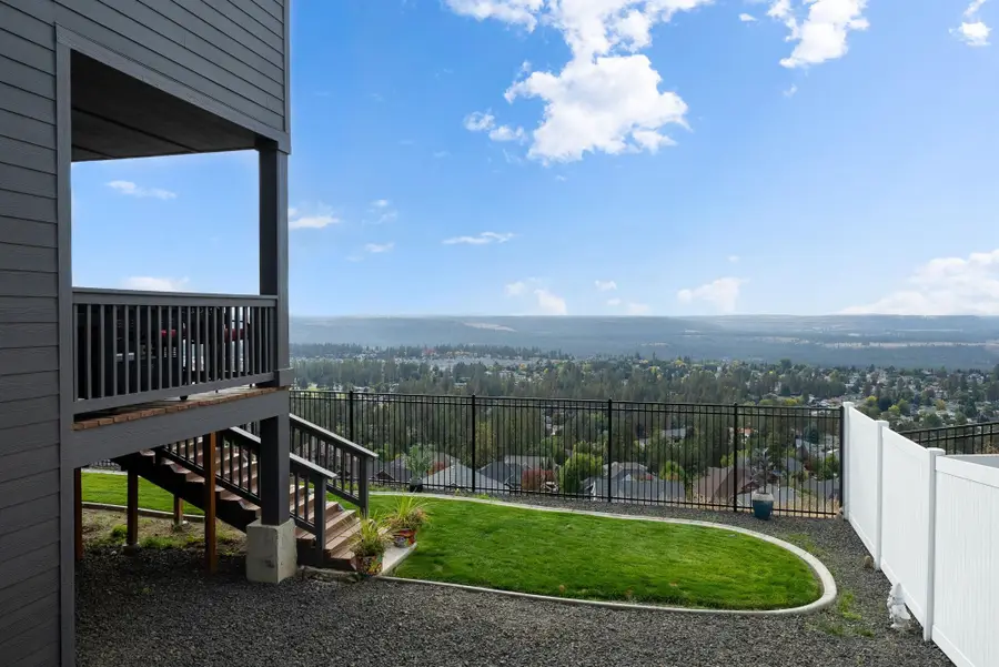 10571 N Paiute Dr, Spokane, WA 99208 - Image #3