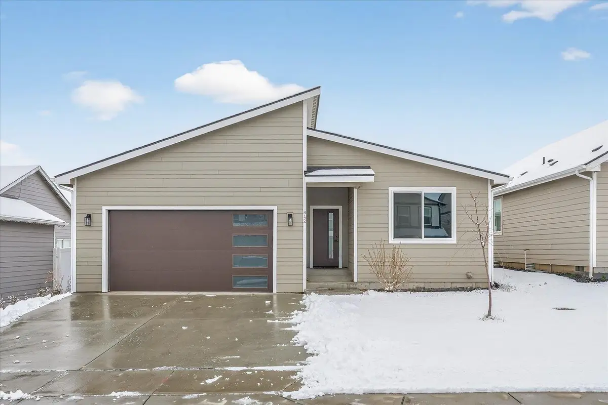 842 Greenfield Rd, Cheney, WA 99004 - Image #1