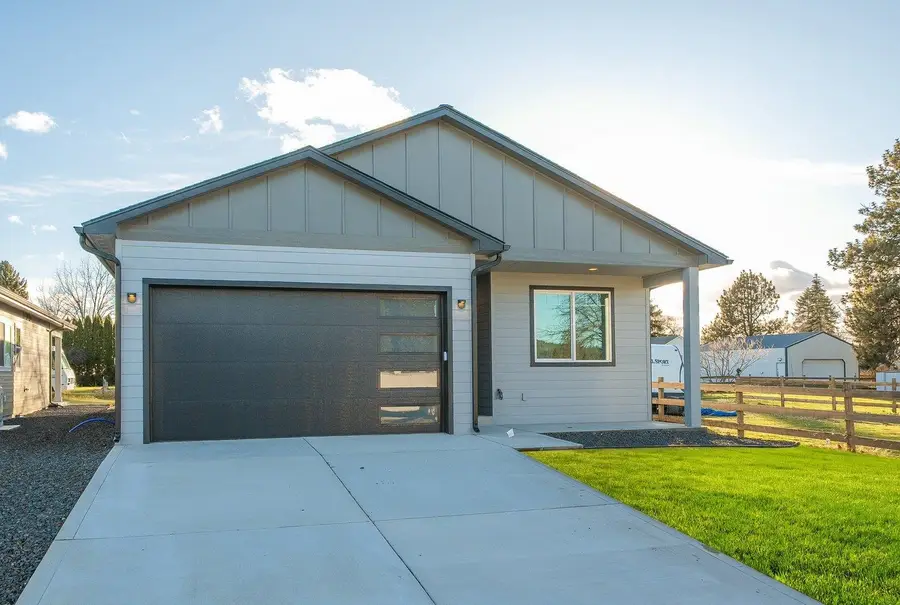 18616 E Riverway Ave, Spokane Valley, WA 99016 - Image #2