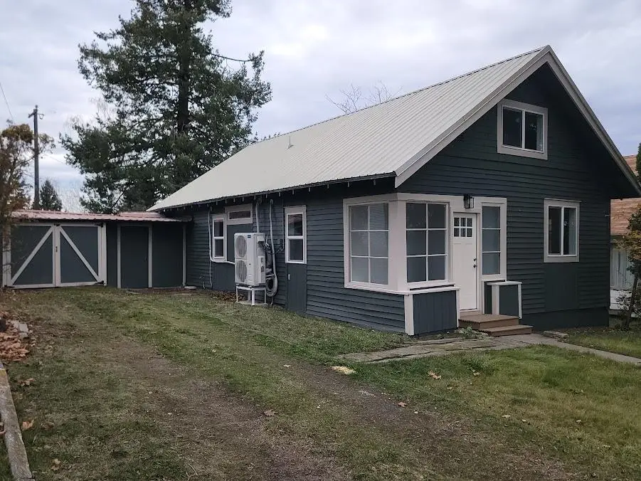 121 N Lake St, Tekoa, WA 99033 - Image #1