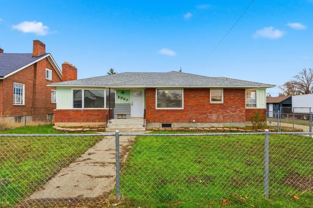 327 E Lacrosse Ave, Spokane, WA 99207 - Image #1
