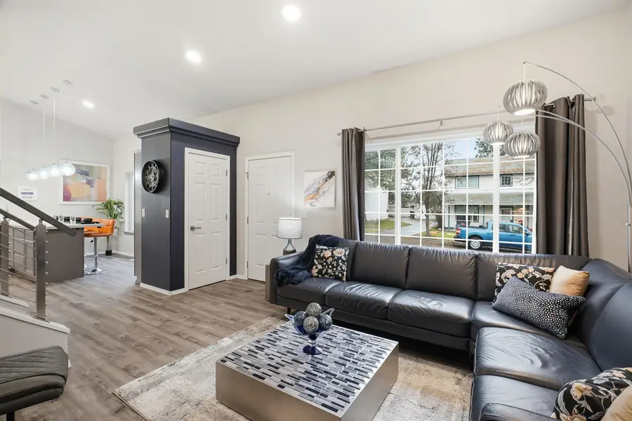 10209 E 17th Ln, Spokane Valley, WA 99206 - Image #2