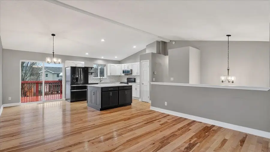 728 E Joshua Dr, Medical Lake, WA 99022 - Image #3