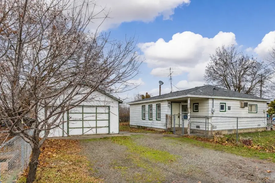 3221 N Tschirley Rd, Spokane Valley, WA 99216 - Image #2