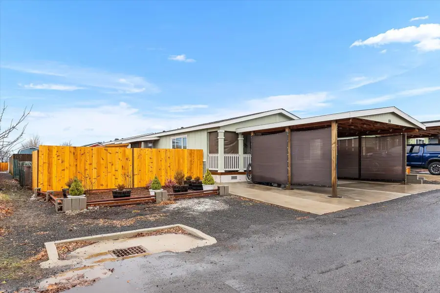 10510 W Richland Rd, Cheney, WA 99004 - Image #2