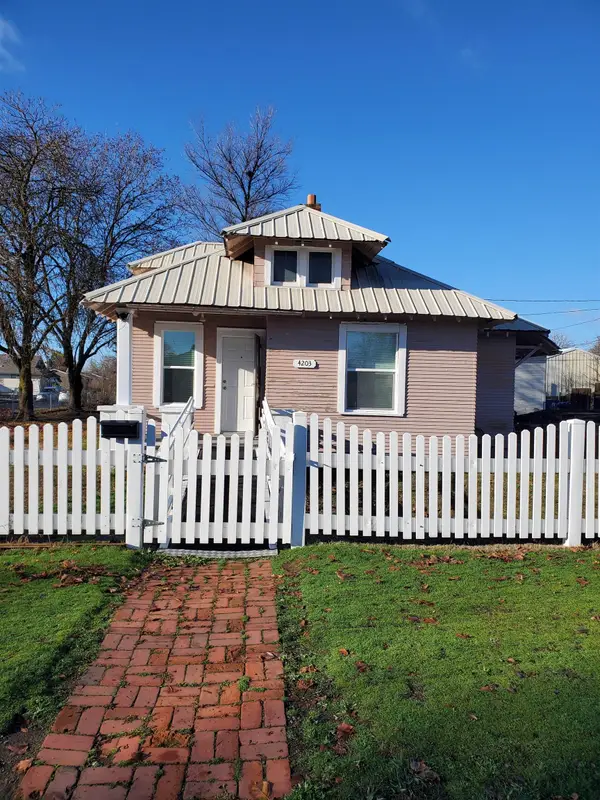 4203 N Napa St, Spokane, WA 99207