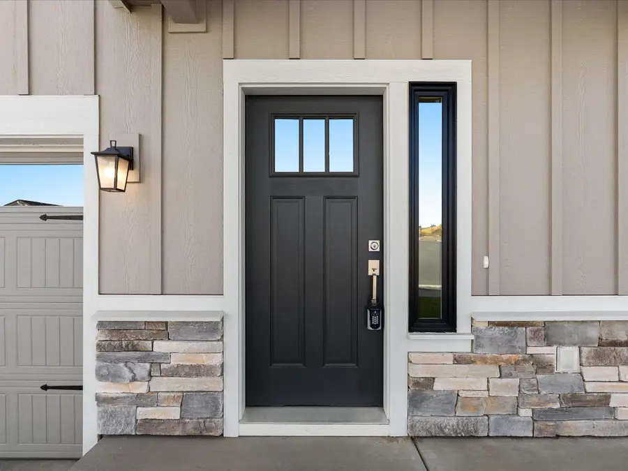 18110 E Barclay Ct, Spokane Valley, WA 99016 - #2