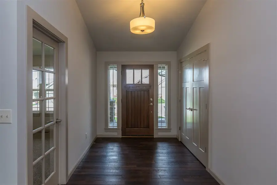 6906 E Columbia Dr, Spokane, WA 99217 - Image #2