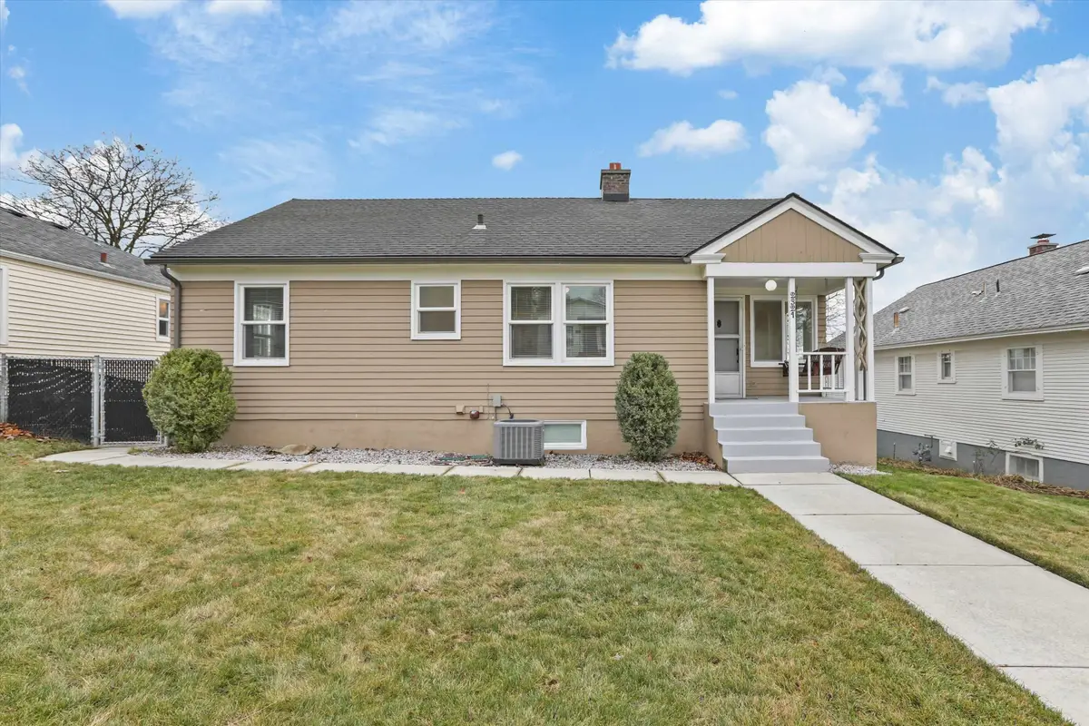 2321 W Dalton Ave, Spokane, WA 99205 - Image #1