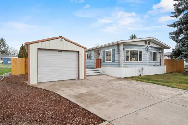 18917 E Jackson Dr, Spokane Valley, WA 99027