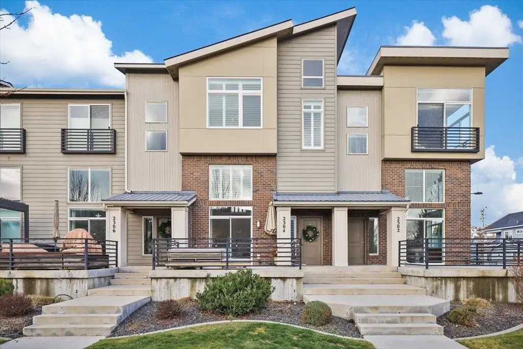 2304 W Summit Pkwy, Spokane, WA 99201 - Image #1