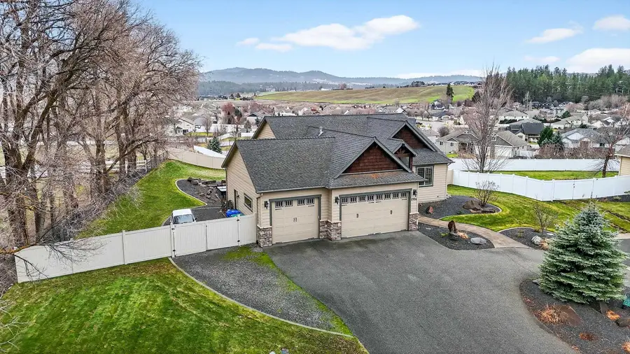 19016 E 10th Ln, Greenacres, WA 99016 - Image #3