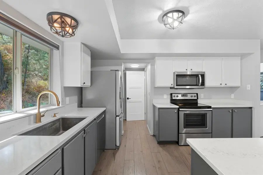 815 W Lincoln Blvd, Spokane, WA 99224 - Image #3