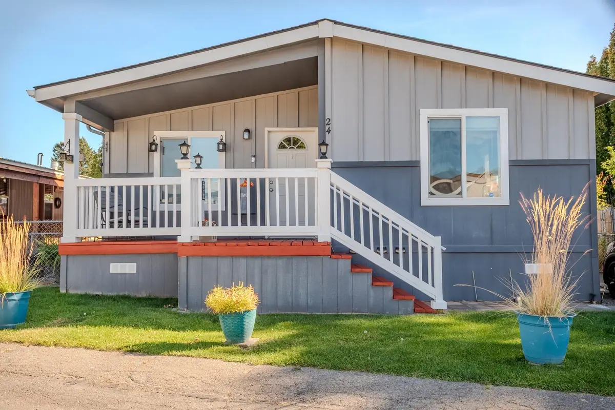 21725 E Wellesley Ave, Otis Orchards, WA 99027 - Image #1