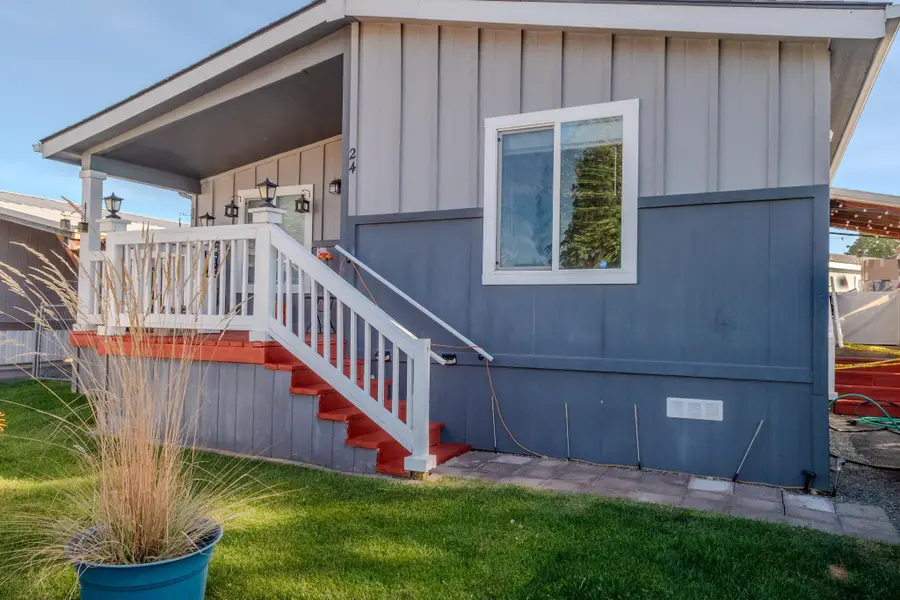 21725 E Wellesley Ave, Otis Orchards, WA 99027 - Image #3