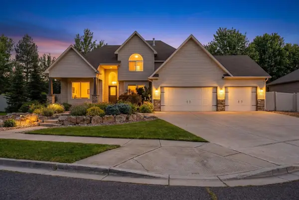 17817 E Galaxy Ct, Greenacres, WA 99016