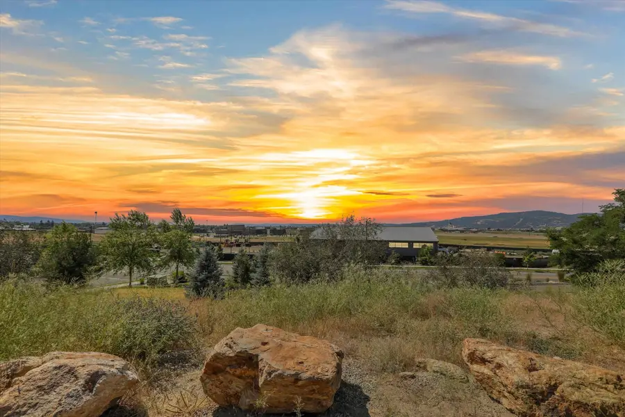 20605 E Valley Vista Dr, Liberty Lake, WA 99019 - Image #2