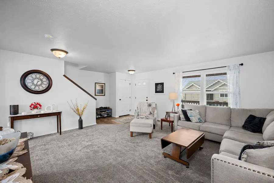 18224 E Selkirk Estates Rd, Greenacres, WA 99016 - Image #2