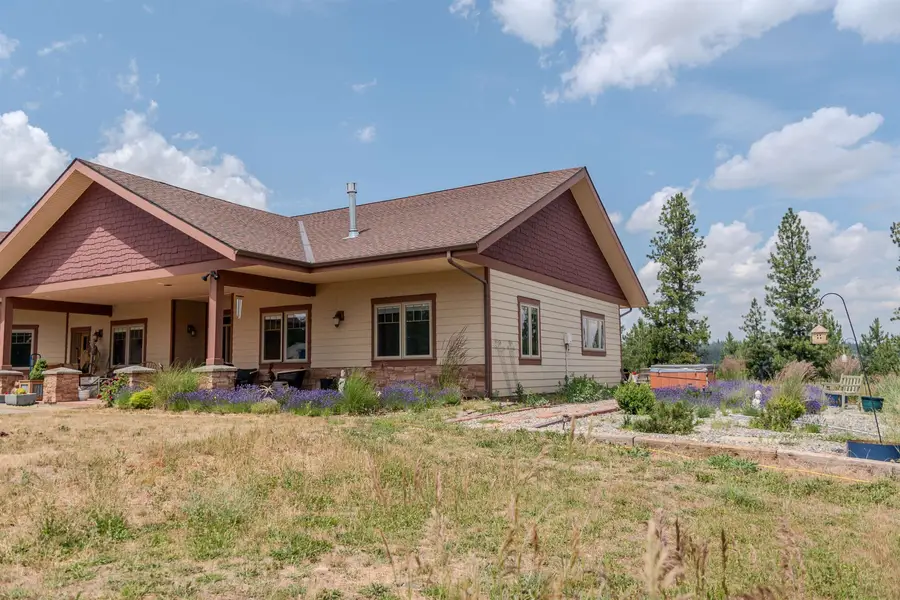 9724 S Darknell Rd, Valleyford, WA 99036 - Image #3