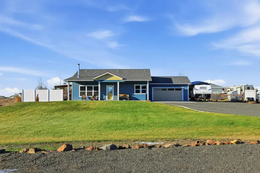 25929 N Tumbleweed Ct, Davenport, WA 99122 - Image #2