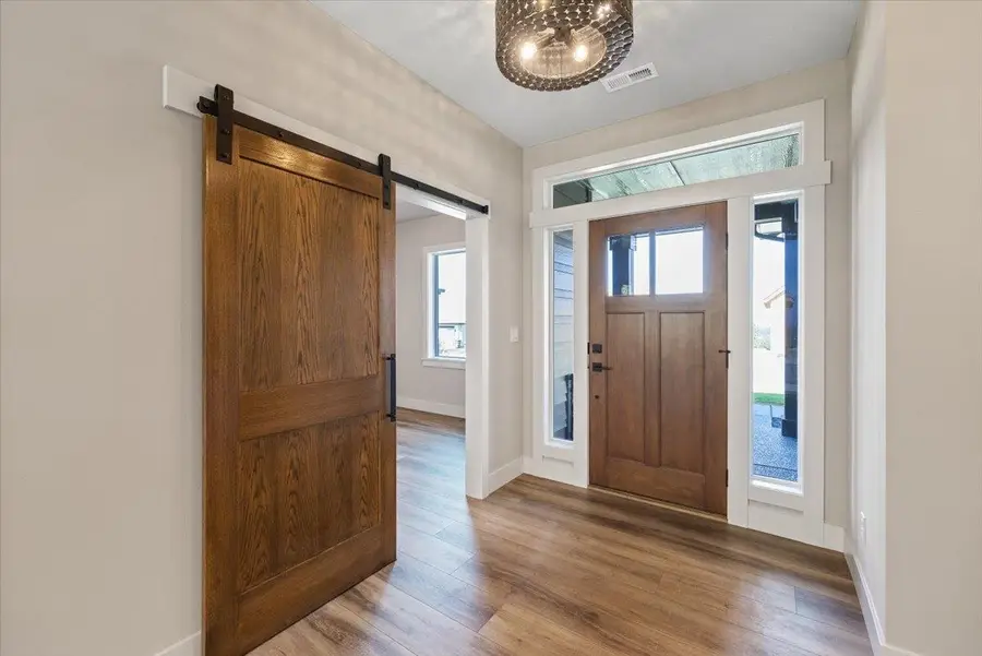 5213 S Scout St, Spokane, WA 99223 - #2