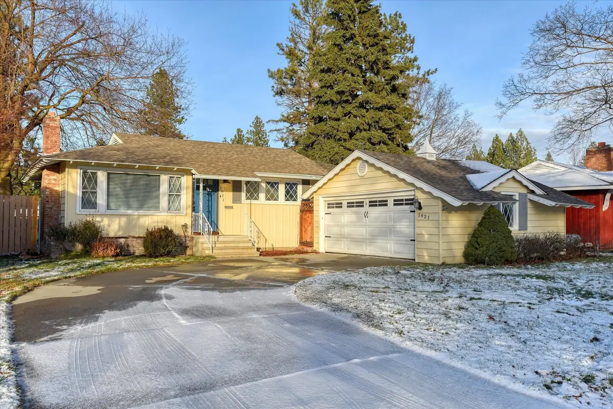 1921 E 40th Ave, Spokane, WA 99203 - Image #1