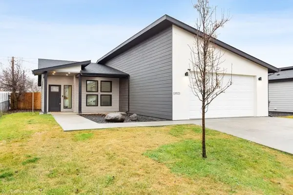 13521 W 12th Ave, Airway Heights, WA 99001