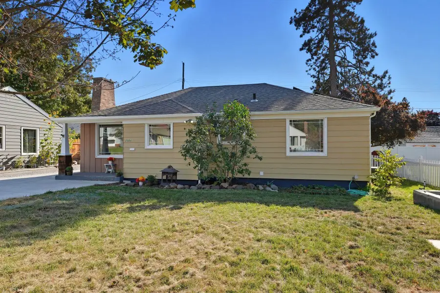 2521 W Walton Ave, Spokane, WA 99205 - Image #2