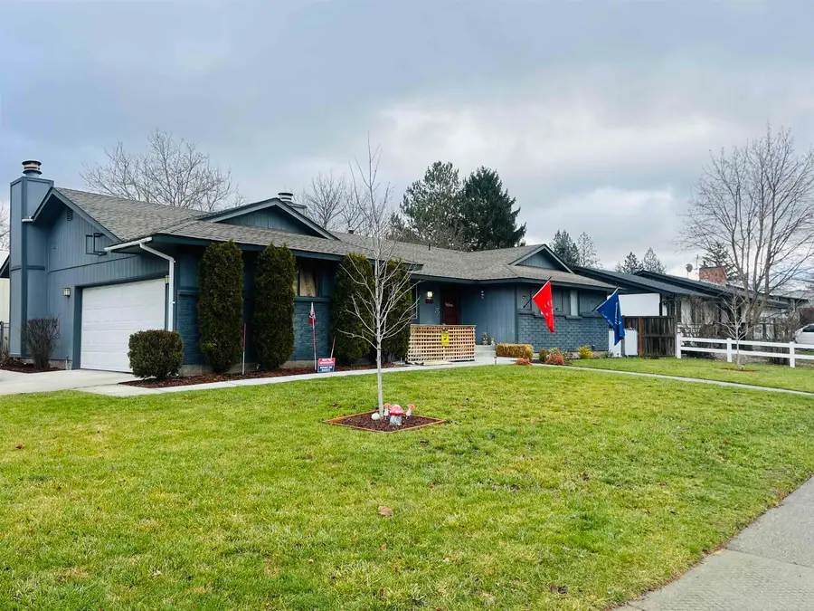 526 W Regina Ave, Spokane, WA 99218 - Image #3