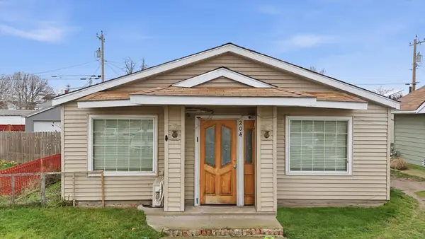 202 E Birch Ave, Ritzville, WA 99169