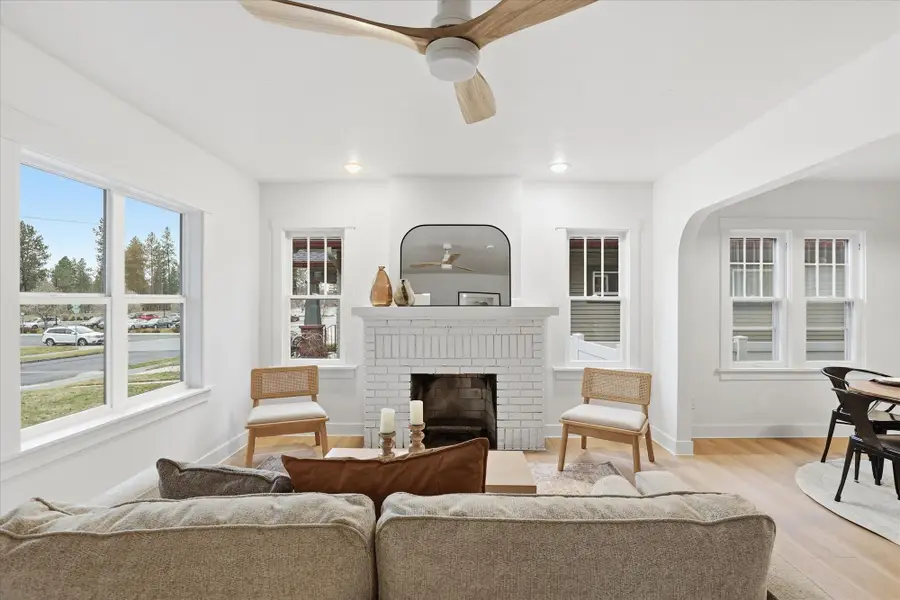 2724 W Kiernan Ave, Spokane, WA 99205 - Image #3