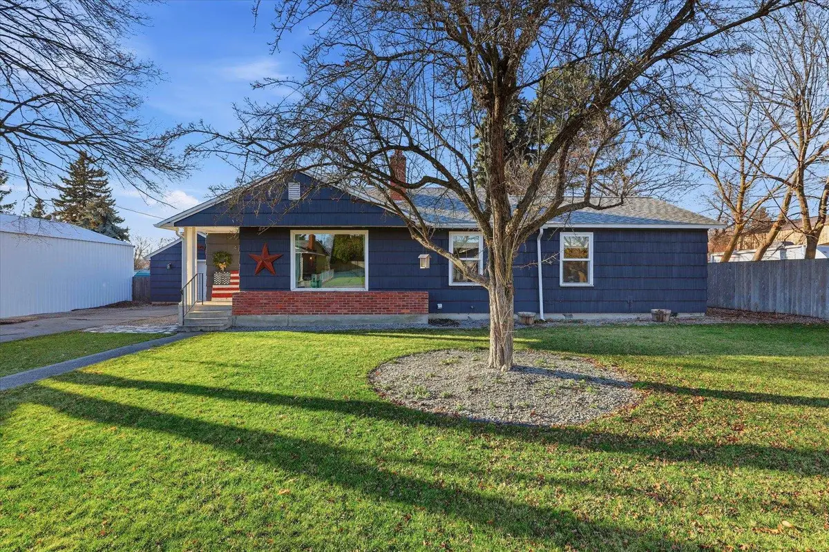 417 N Burns Rd, Spokane Valley, WA 99216 - Image #1