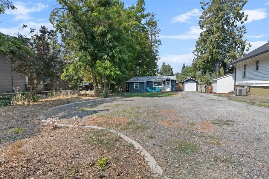 907 E 30th Ave, Spokane, WA 99203 - Image #3