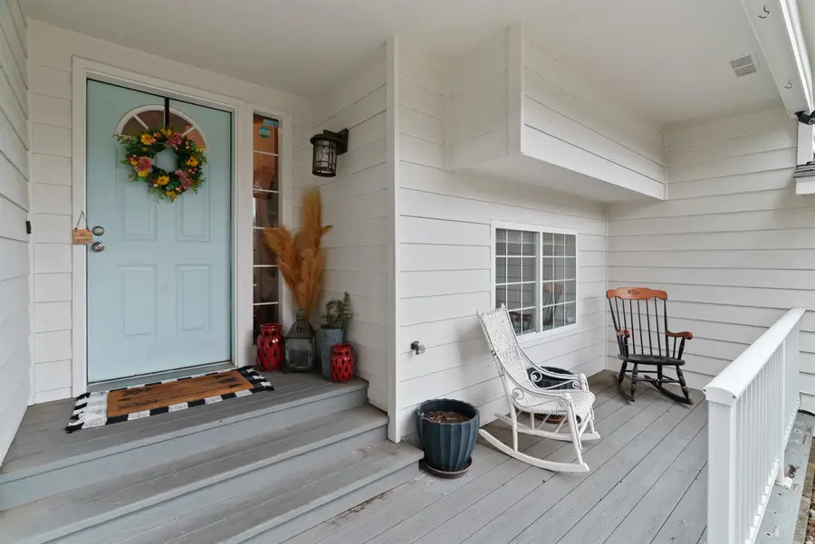 4712 E Winfield Ct, Mead, WA 99021 - Image #2