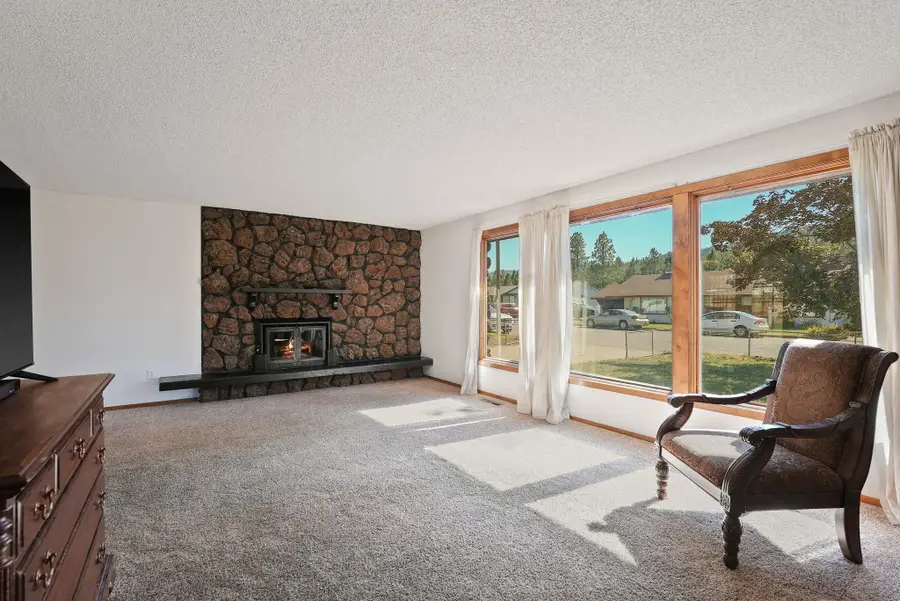 2023 S Fawn Dr, Spokane Valley, WA 99206 - Image #3