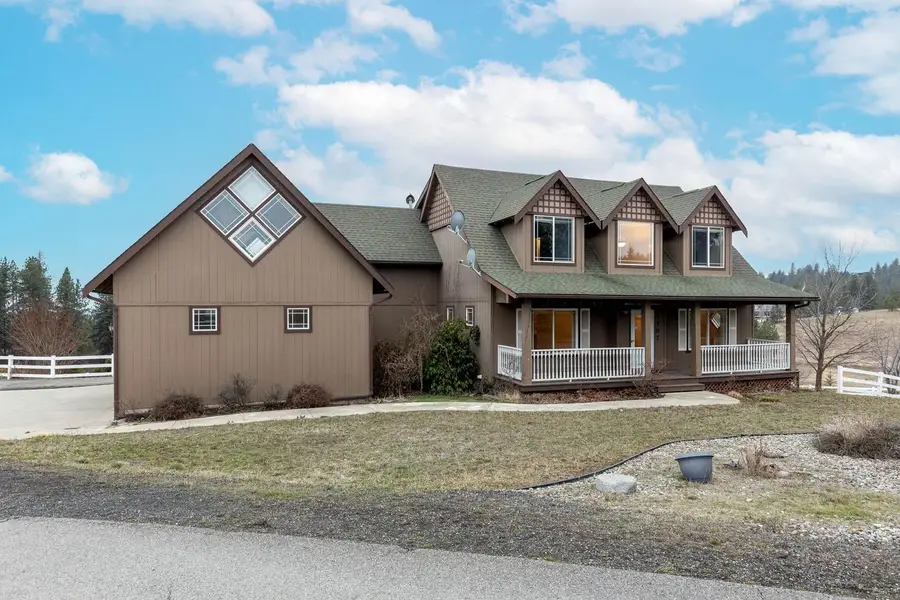 7707 S Chestnut Ln, Mica, WA 99023 - Image #2